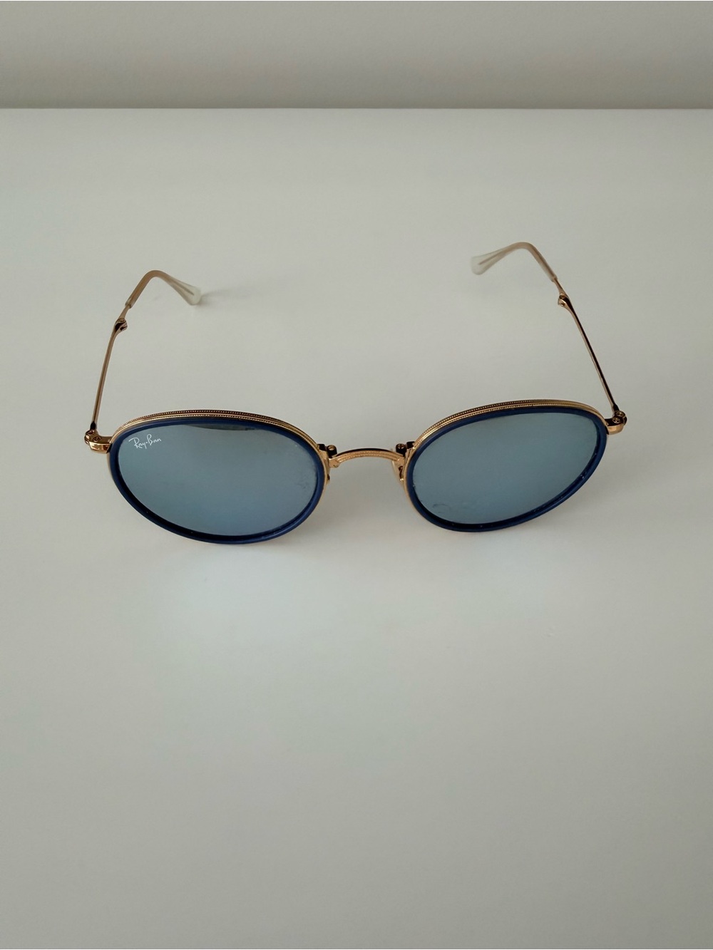 Ray-Ban Gold Frame Sunglasses with Mirrored Blue/Silver Lenses - Case Included